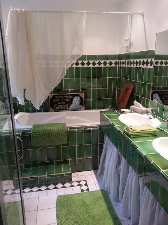 La Maison De L'Oenologue Poucharramet Pokoj fotografie