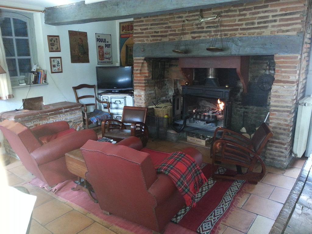 La Maison De L'Oenologue Poucharramet Exteriér fotografie